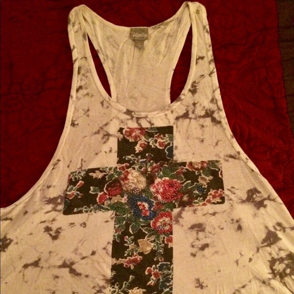 Cross tank top